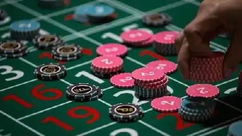 ilbet slot live casino studio with professional dealers and multi-angle camera setup